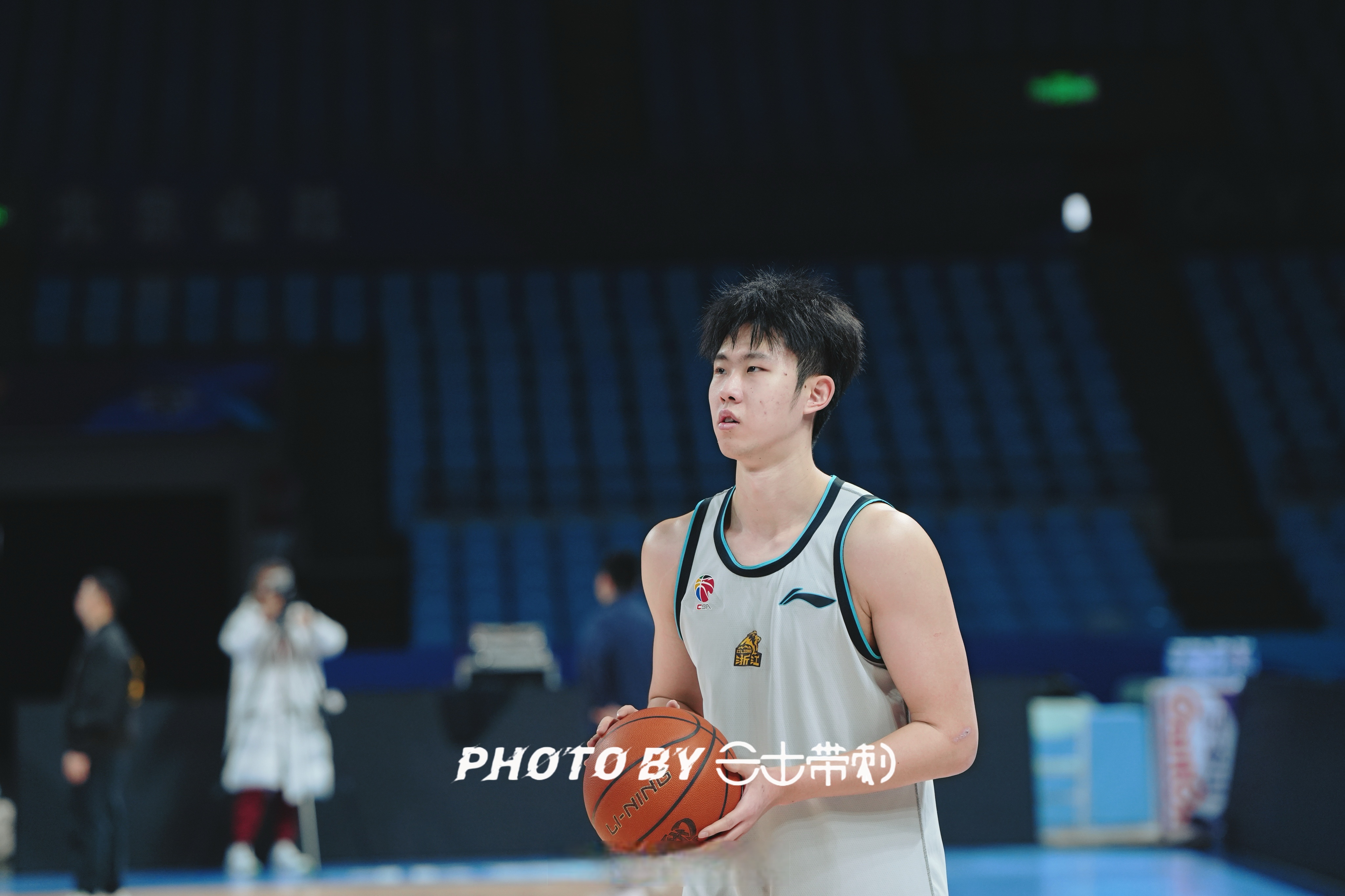 包含广厦男篮赛前战术微调；志在全明星赛名次提升；管理层满意；身体对抗强度拉满的词条