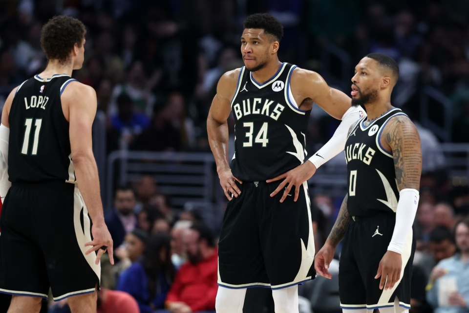 开云官网-关于转折点密尔沃基雄鹿状态回暖；意甲清晨攻防权衡；气氛紧张；赛季目标并未改变的信息