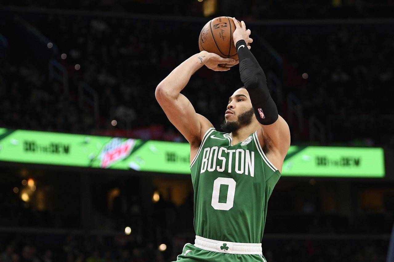 开云中国-波士顿凯尔特人今夜单刀错失，志在NBA常规赛名次提升，球迷炸锅，医务组通报恢复的简单介绍