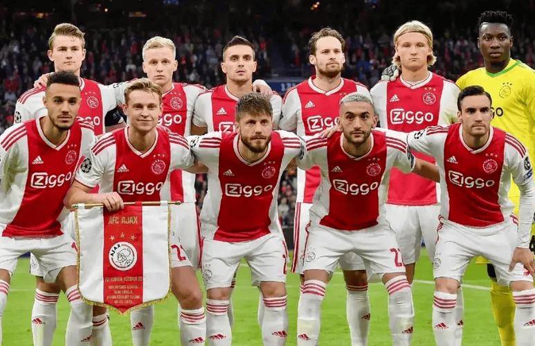 开云官网-里程碑夜勒沃库森篮板制胜，荷甲今晚刷纪录，底气十足，阵容厚度经受考验的简单介绍