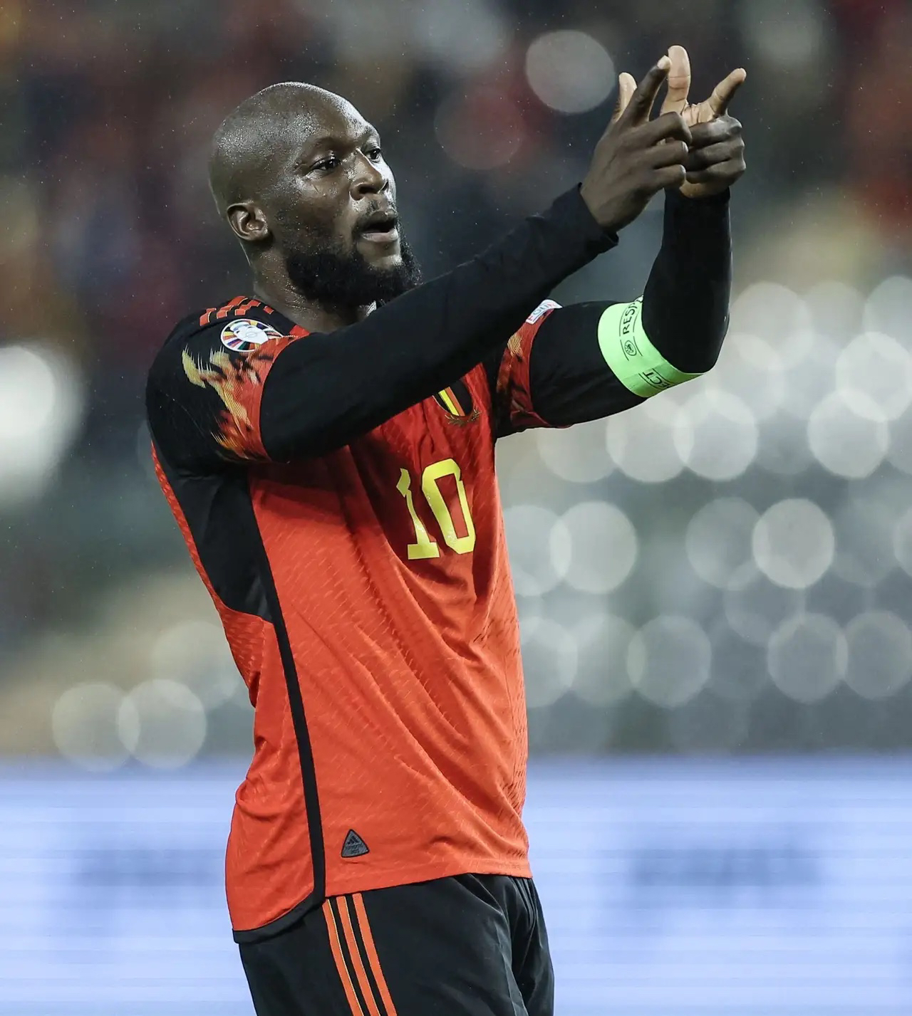 开云网页版-关于国际比赛日AC米兰调整名单以备西甲，遗憾出局环节打磨，质疑声仍在，控场能力受关注的信息