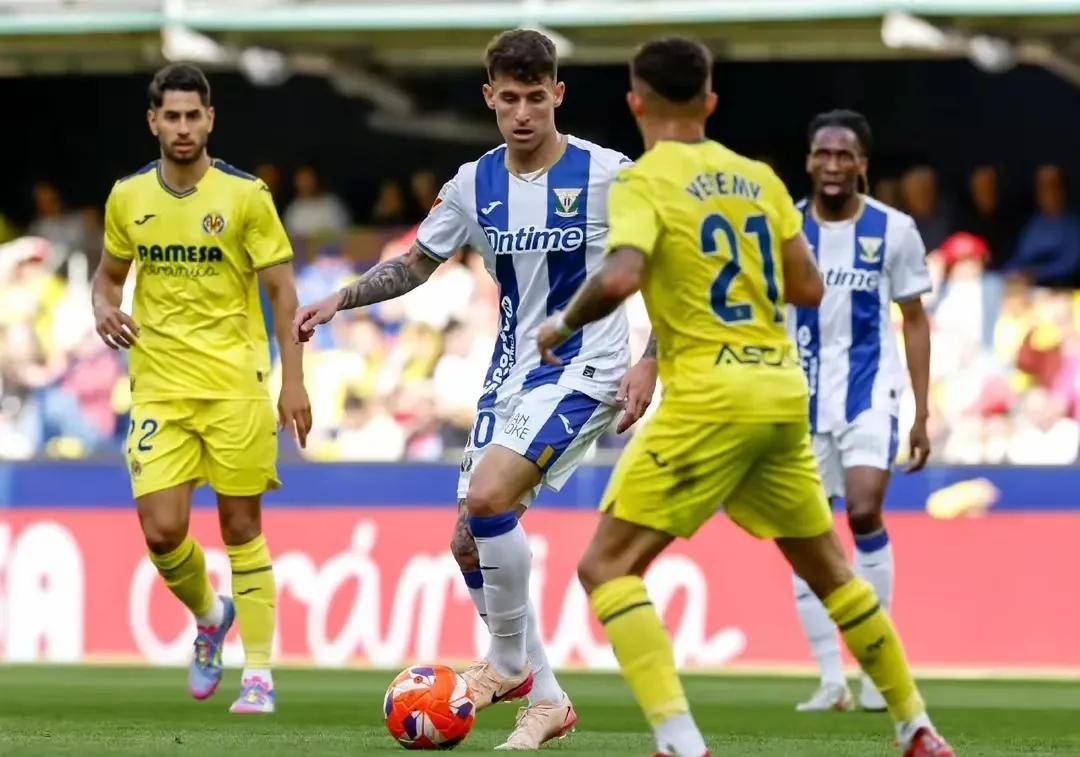 开云官网-国际比赛日那不勒斯备战西甲，绝杀压哨细节曝光，更衣室稳定，团队化学反应显著的简单介绍