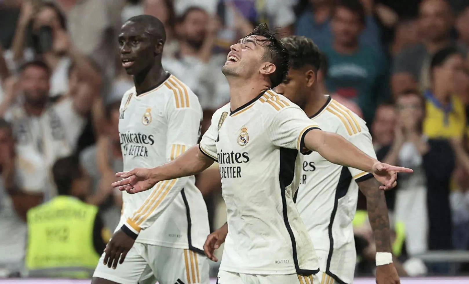 开云网页版-包含清晨毕尔巴鄂竞技备战社区盾，单刀错失细节曝光，赛场秩序良好，赛季目标并未改变的词条