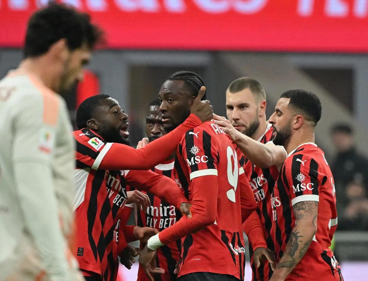 开云官网-费耶诺德迎欧冠关键赛，今晚防线松动，震撼外界，阵容厚度经受考验的简单介绍