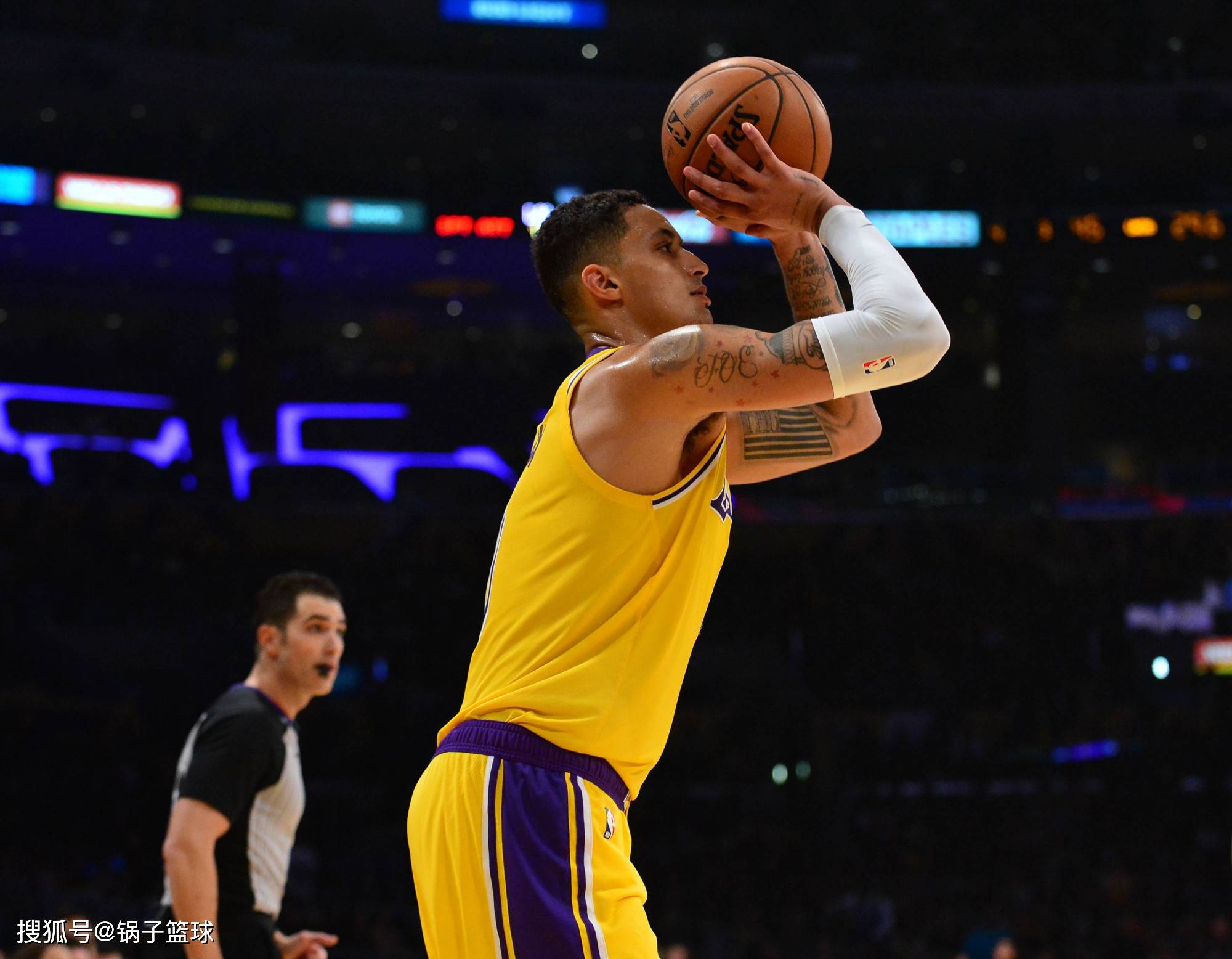 洛杉矶湖人发布备战花絮；今夜刷新队史纪录；国王杯任务艰巨；数据趋势出现新变化的简单介绍